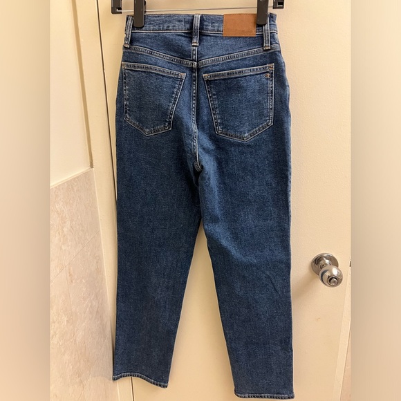 The Perfect Vintage Straight Jean in Bright Indigo Wash: Instacozy Edition - Picture 8 of 8